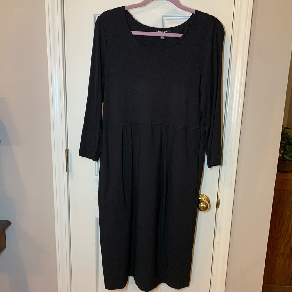 DKNY Black Midi Dress, Hidden Side Zipper and Side Seam Pockets, Elegant, EUC